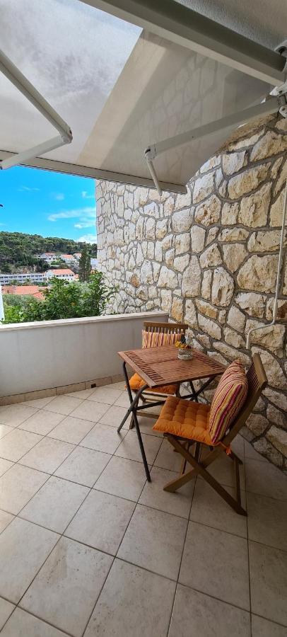 Apartments Antonia Χβαρ Εξωτερικό φωτογραφία