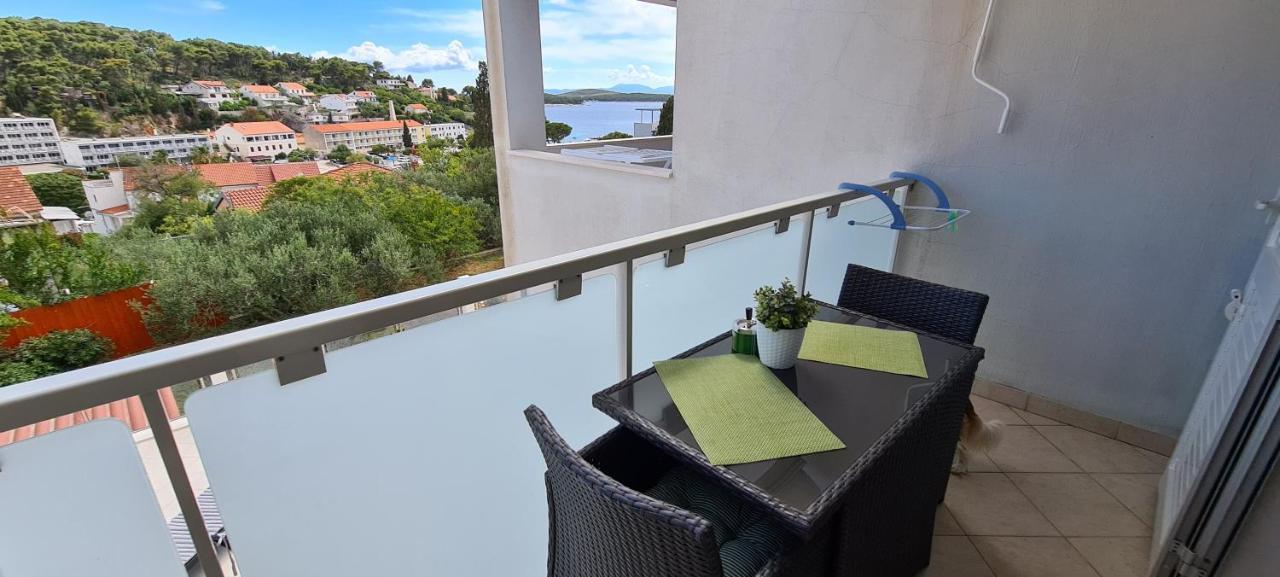 Apartments Antonia Χβαρ Εξωτερικό φωτογραφία