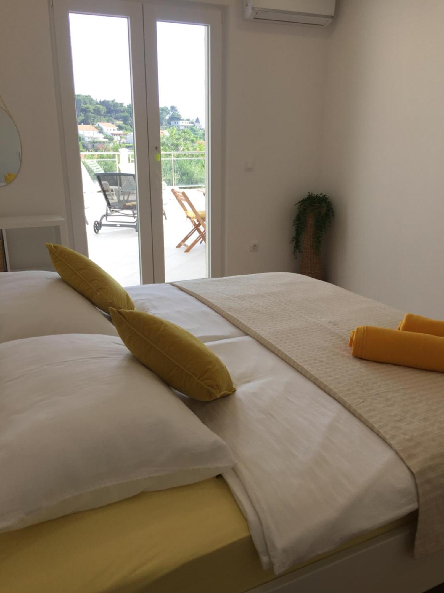 Apartments Antonia Χβαρ Εξωτερικό φωτογραφία
