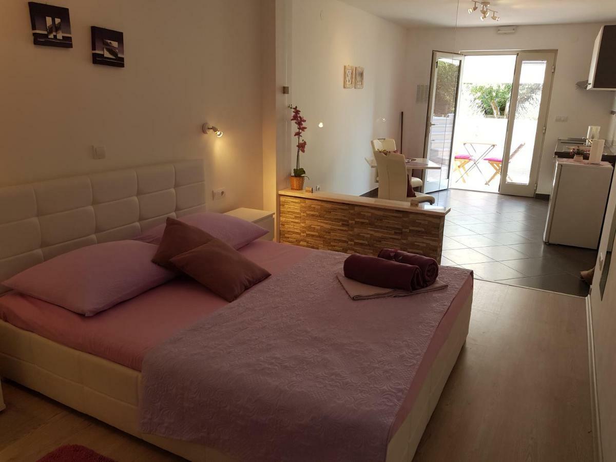 Apartments Antonia Χβαρ Εξωτερικό φωτογραφία