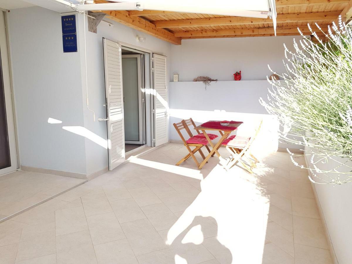 Apartments Antonia Χβαρ Εξωτερικό φωτογραφία