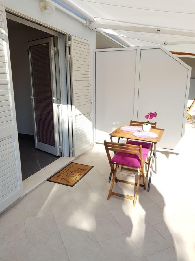 Apartments Antonia Χβαρ Εξωτερικό φωτογραφία