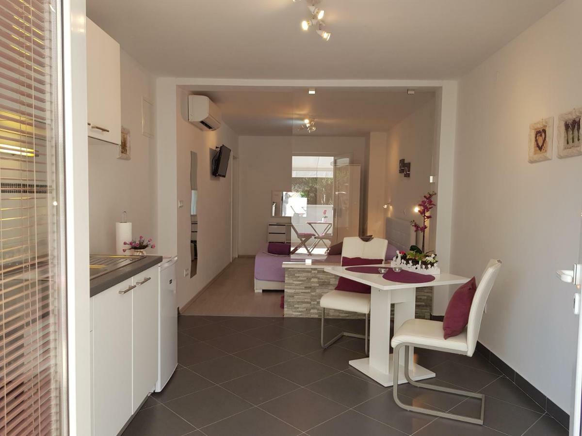 Apartments Antonia Χβαρ Εξωτερικό φωτογραφία